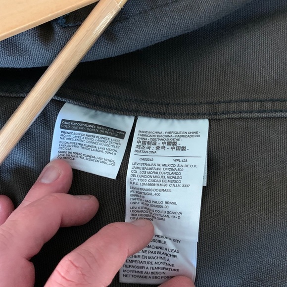 Levi’s cotton canvas camo jacket - Picture 9 of 11